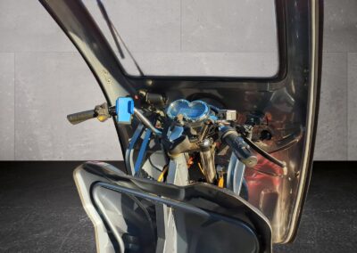 Cargo Runner Big mit roter Plane Innenansicht