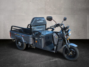 Seitliche Aufnahme des E-Lastenrads Cargo Runner Compact in der Farbe Grau