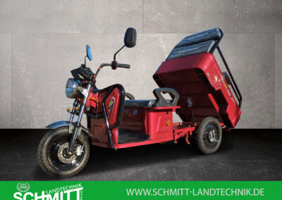 Seitenansicht des Cargo Runner Compact in Rot mit gekippter Ladefläche