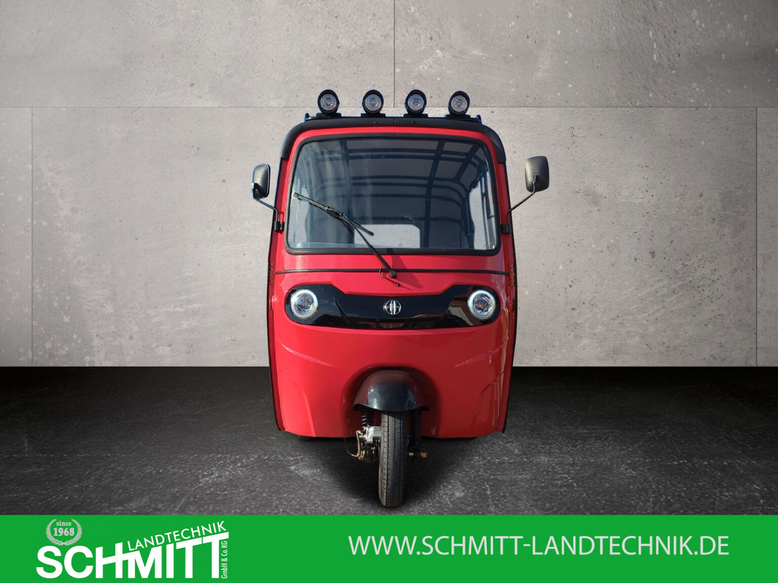 Frontalaufnahme des roten Cargo Runner HIGo