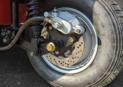 Detailansicht der Vorderradbremse des Cargo Runner HIGo