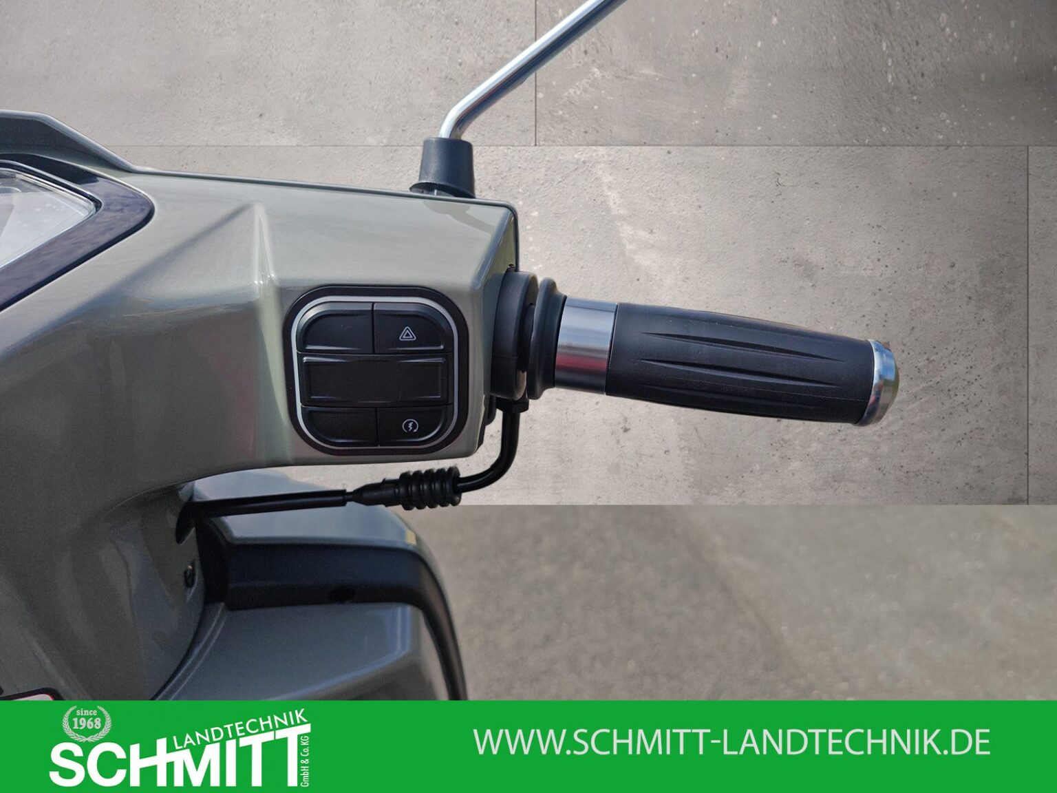 Motorroller 125 Classic in Grün