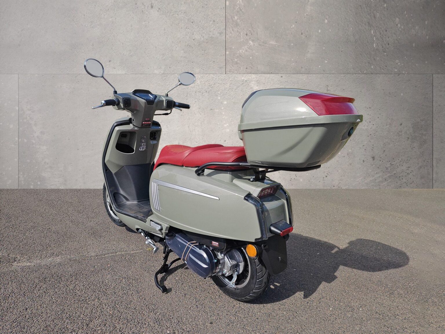 Motorroller 125 Classic in Grün