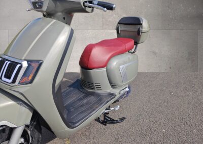 Motorroller 125 Classic in Grün