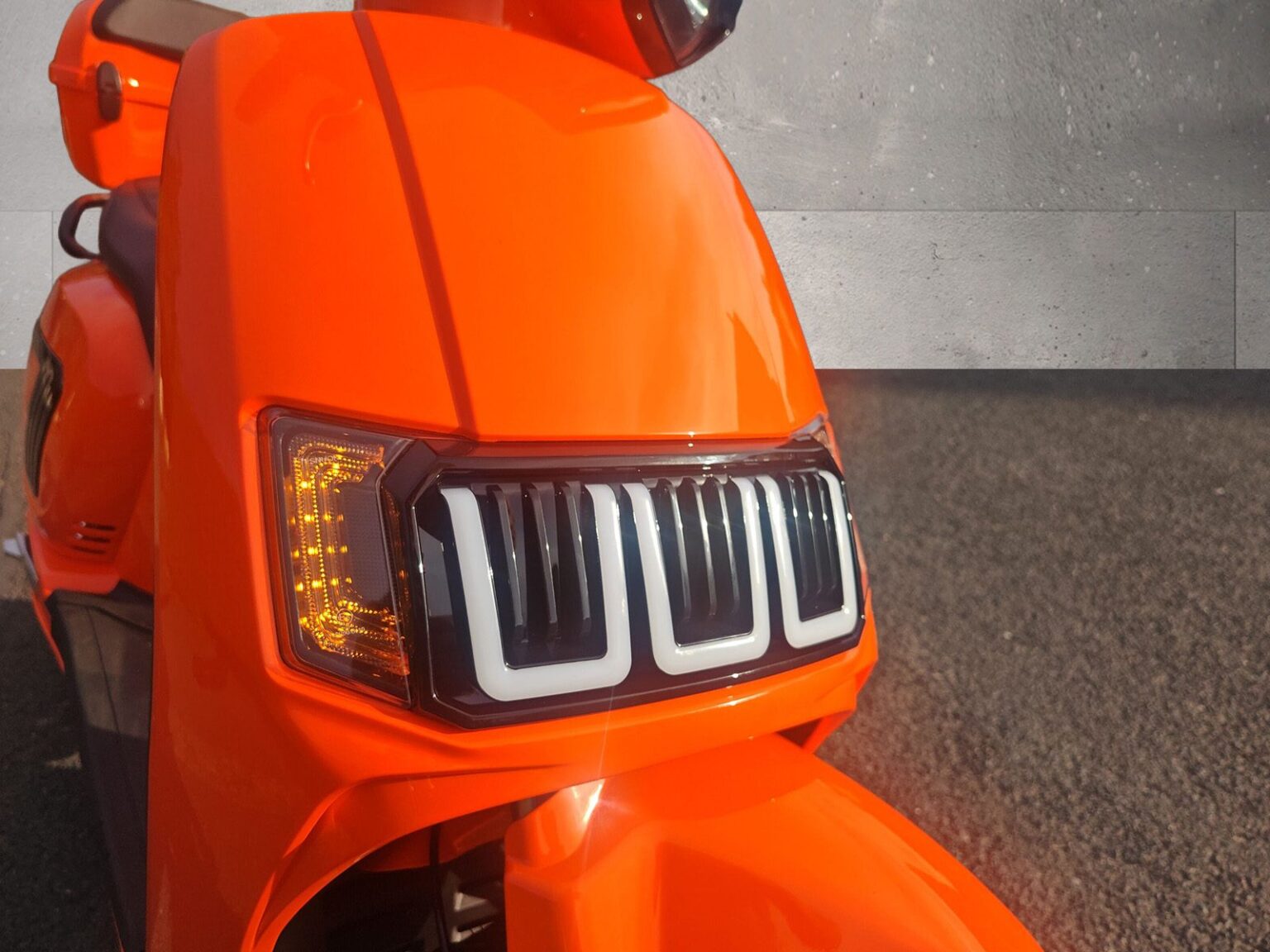 Motorroller 125 Classic in Orange