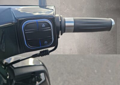 Motorroller 125 Classic in Schwarz