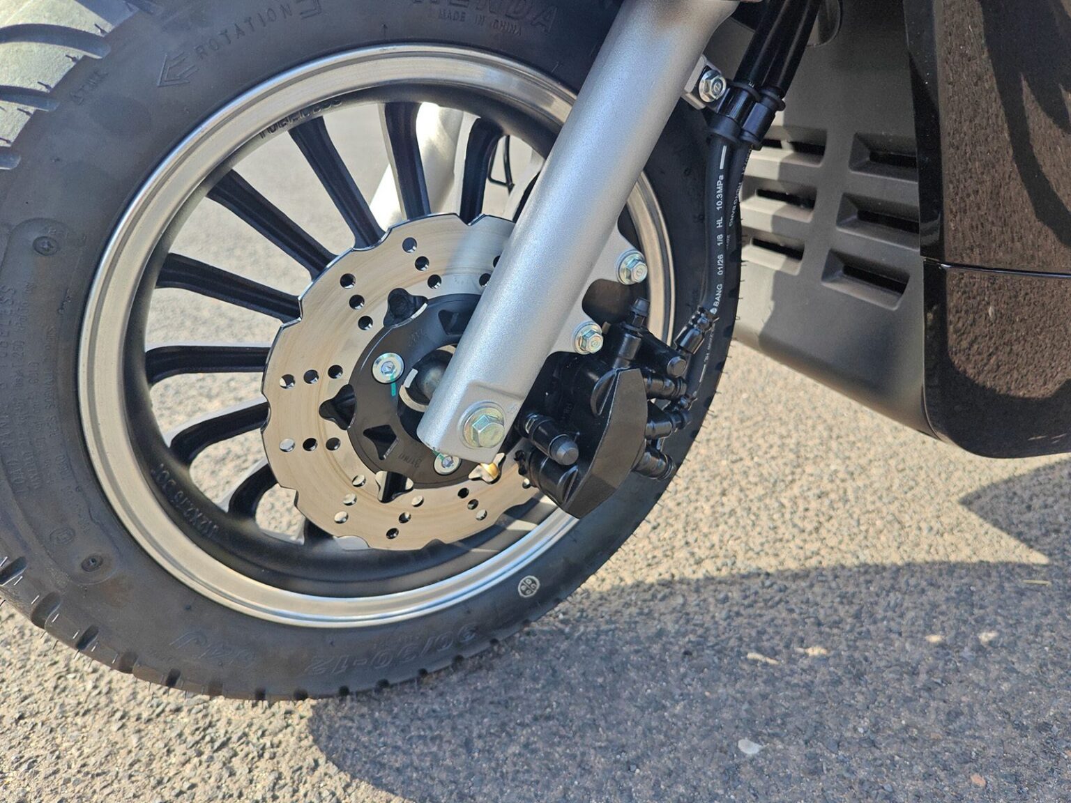 Motorroller 125 Classic in Schwarz