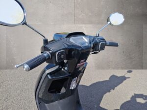 Motorroller 125 Classic in Schwarz